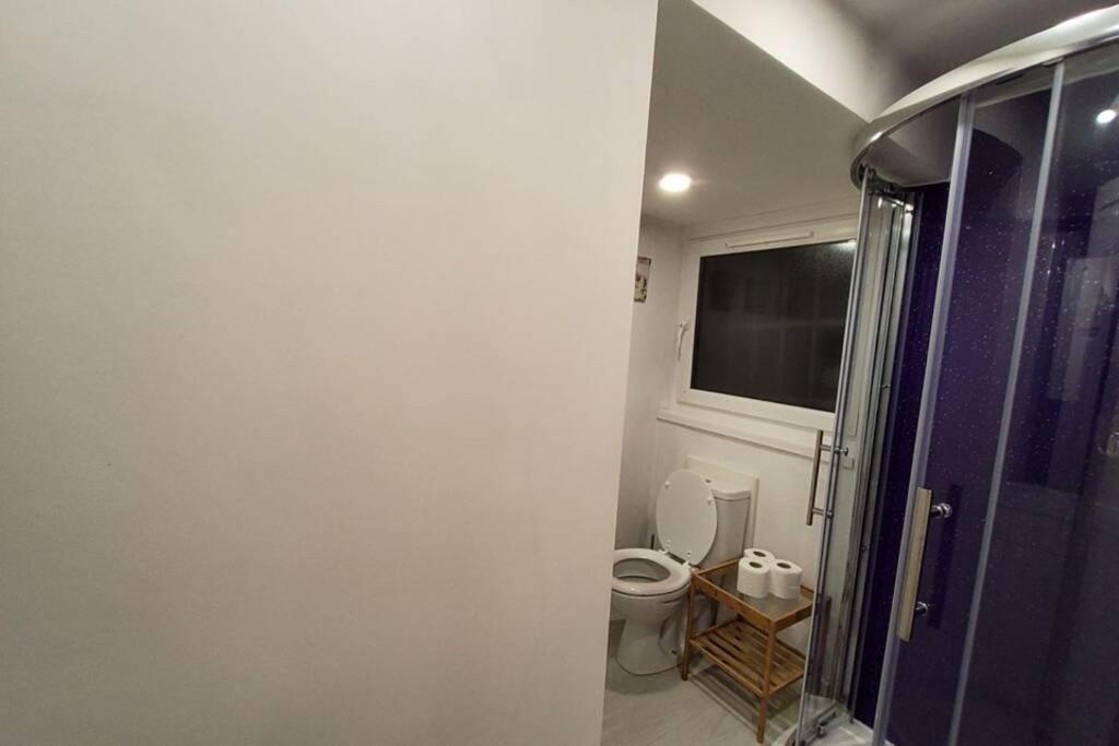 Leith Spectacular Apartment By Sensational Stay Short Lets & Serviced Accommodation With 6 Separate Beds & 2 Baths Edinburgh Exterior photo