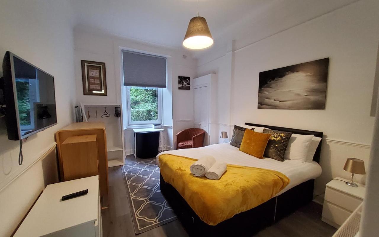 Leith Spectacular Apartment By Sensational Stay Short Lets & Serviced Accommodation With 6 Separate Beds & 2 Baths Edinburgh Exterior photo