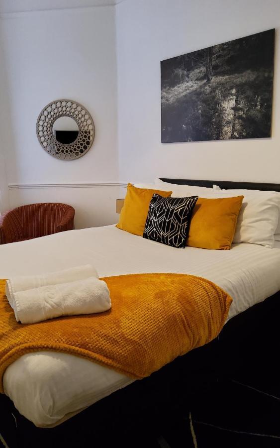 Leith Spectacular Apartment By Sensational Stay Short Lets & Serviced Accommodation With 6 Separate Beds & 2 Baths Edinburgh Exterior photo