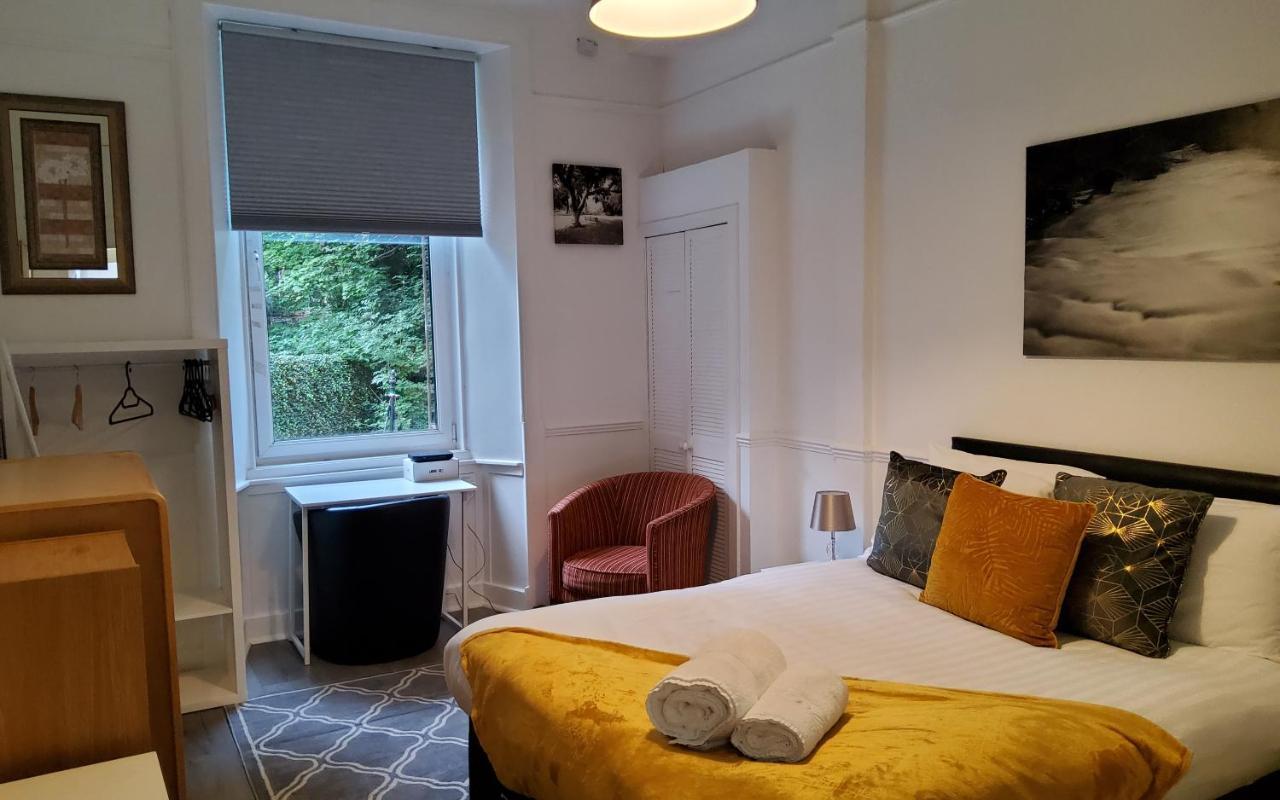 Leith Spectacular Apartment By Sensational Stay Short Lets & Serviced Accommodation With 6 Separate Beds & 2 Baths Edinburgh Exterior photo
